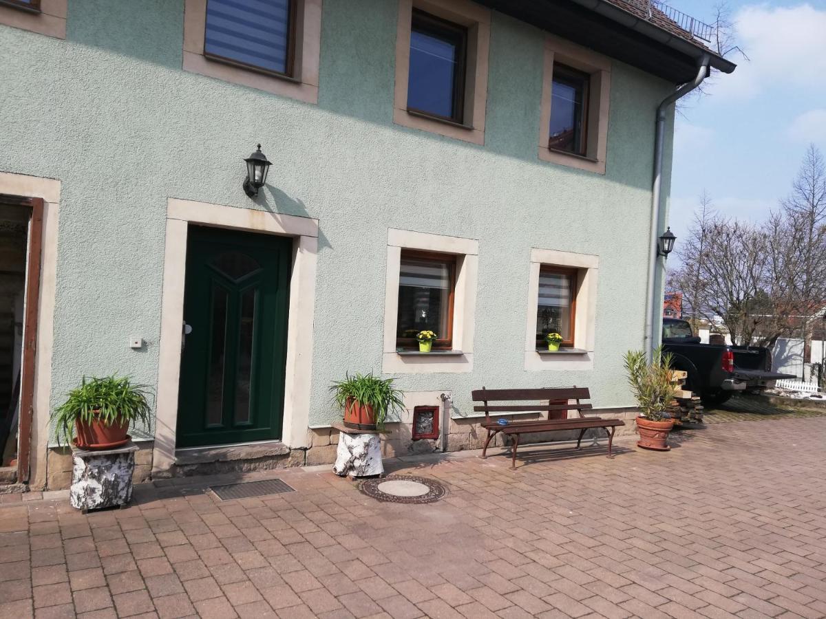 Ferienhaus -Am Alten Dorfplatz- Drezda Kültér fotó